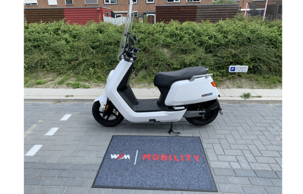 Niu NQi Sport Scooter 45km Wit