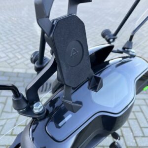 niu mqi+ matzwart met niu GSM houder