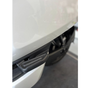 Matzwarte duostep op de witte NIU NQi